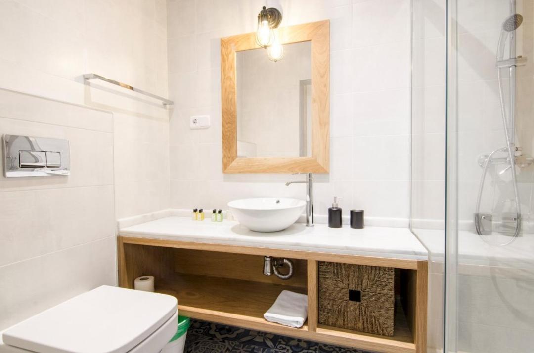 Comfy And Centric- 2Bd 1Bth- Espoz Y Mina Appartement Madrid Buitenkant foto